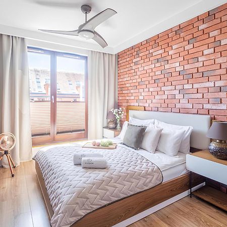 Flatbook - City Center Spa Apartments Motlawa Gdańsk Exterior foto